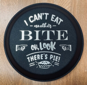 Plate with graphic